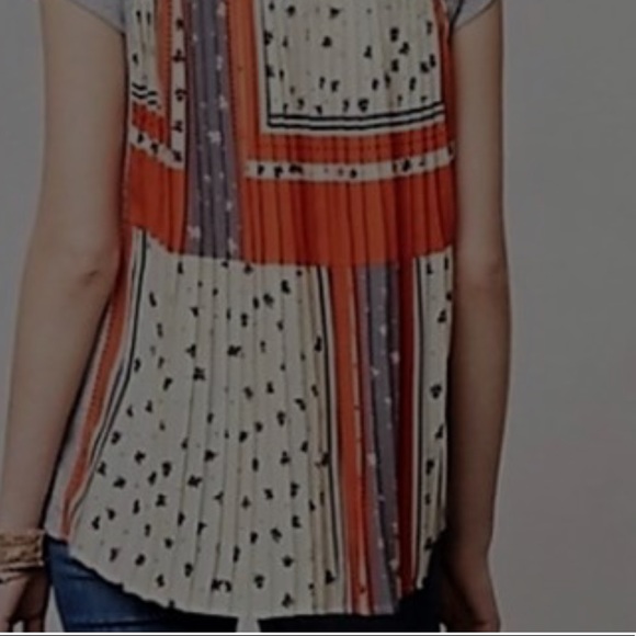 Anthropologie Brand Pleated Tee - Picture 4 of 5